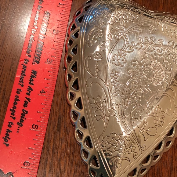 Brighton VANITY FAIR GARDEN HEART retired trinket dish - Picture 12 of 16